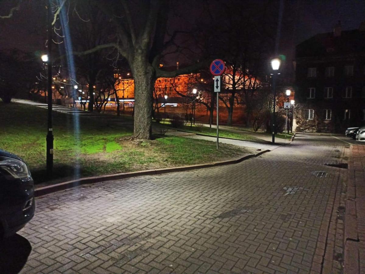 Mieszkanko Kolo Zamku Varşovia Exterior foto